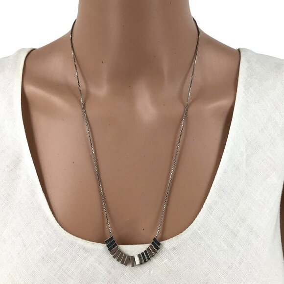 Kinetic Necklace Geometric Shapes Silver Tone 23 Inch Length - Picture 1 of 2